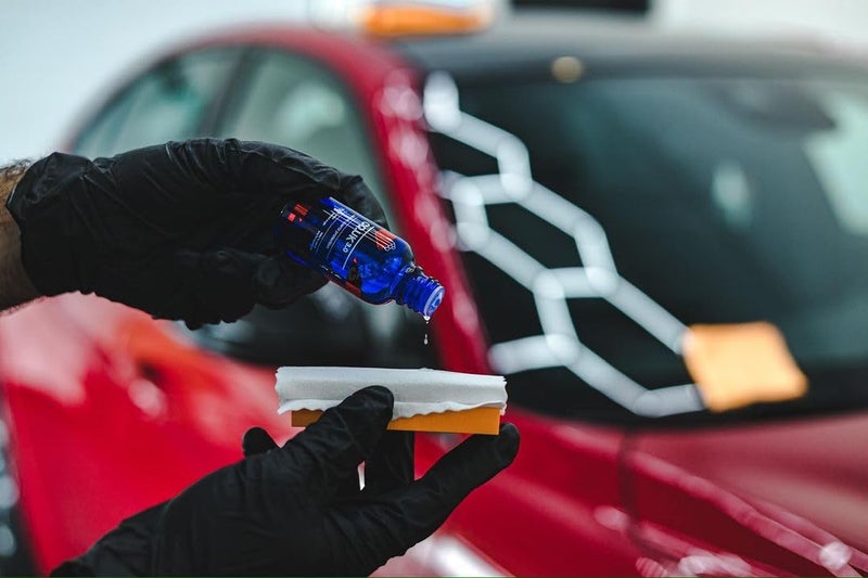 CARPRO CQUARTZ UK 3.0 - Ceramic Coating for Cars, Quartz Based Nanotechnology, Bonds to Paint, Glass, Metal and Plastic - (30ml Kit) - Image 4